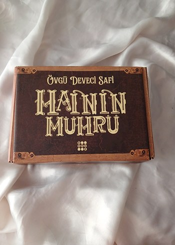 Övgü Deveci Safi - Mainin Muhrü Kitabı