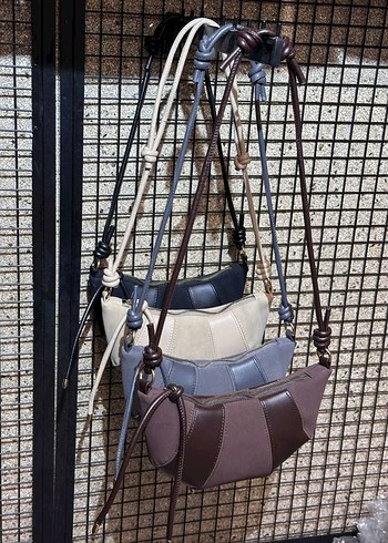 Nakışlı, Tokalı, Çok Renkli Deri Kadın Çantası - Görsel 4