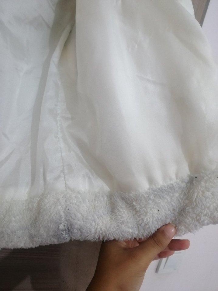 Kürklü Kapüşonlu Kısa Kadın Ceket - Görsel 5