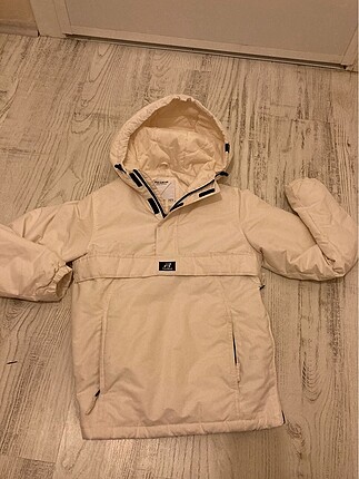 Pull bear mont