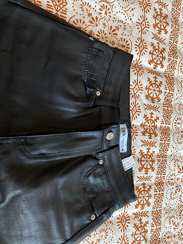 Zara Pantolon