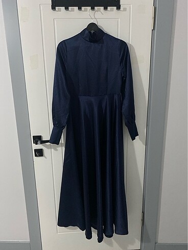 Saten elbise - Görsel 5