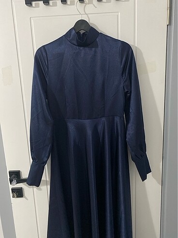 Saten elbise - Görsel 6