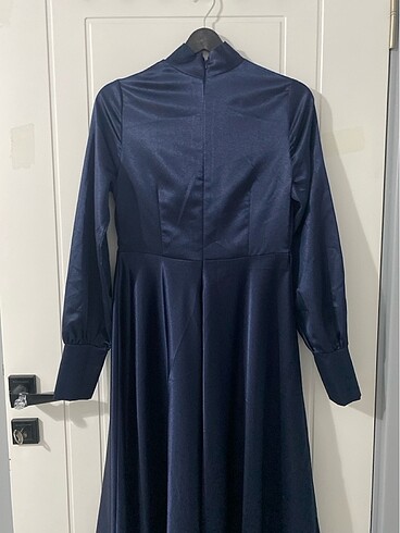 Saten elbise - Görsel 9