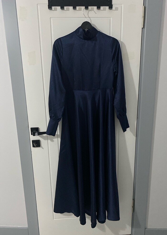 Saten elbise - Görsel 5