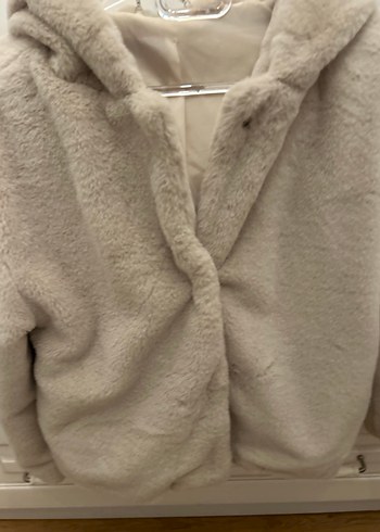 Kapüşonlu Bej Peluş Kadın Ceket - Görsel 2