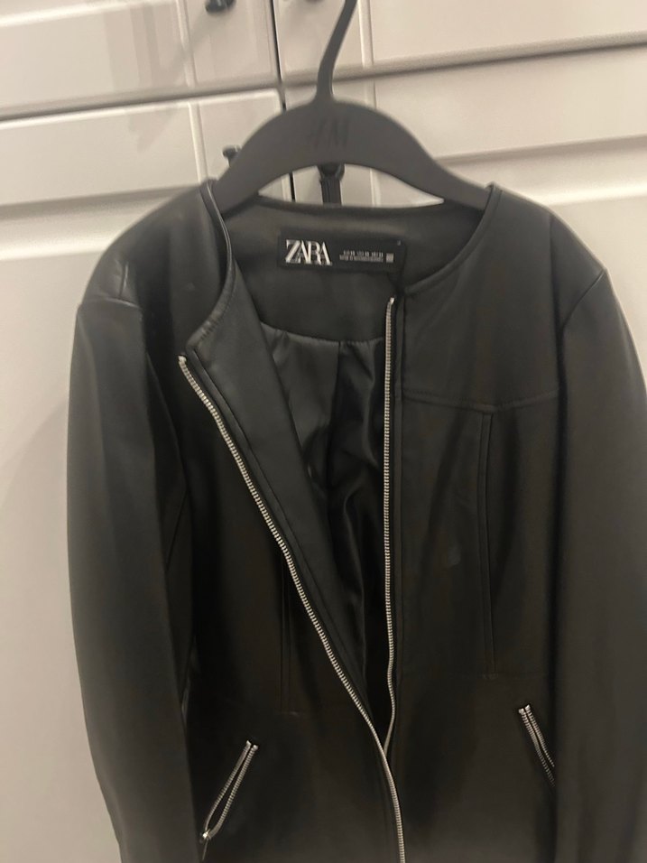 Zara Siyah Deri Biker Ceket - Görsel 2