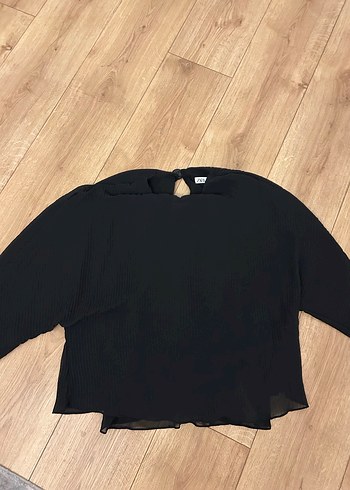 Piliseli Siyah Uzun Kollu Bluz - Görsel 4