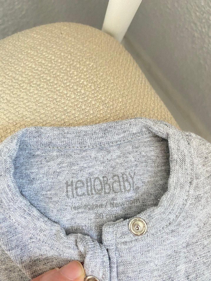 Önlük ve yeni doğan kundak yeni. - Görsel 4