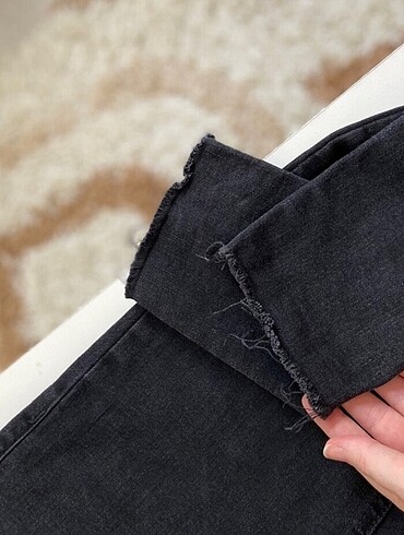 Mango Mango jean yeni ayarında