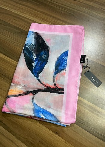Vakko sulu boya Çiçek desen şal