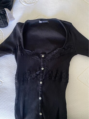 Zara body