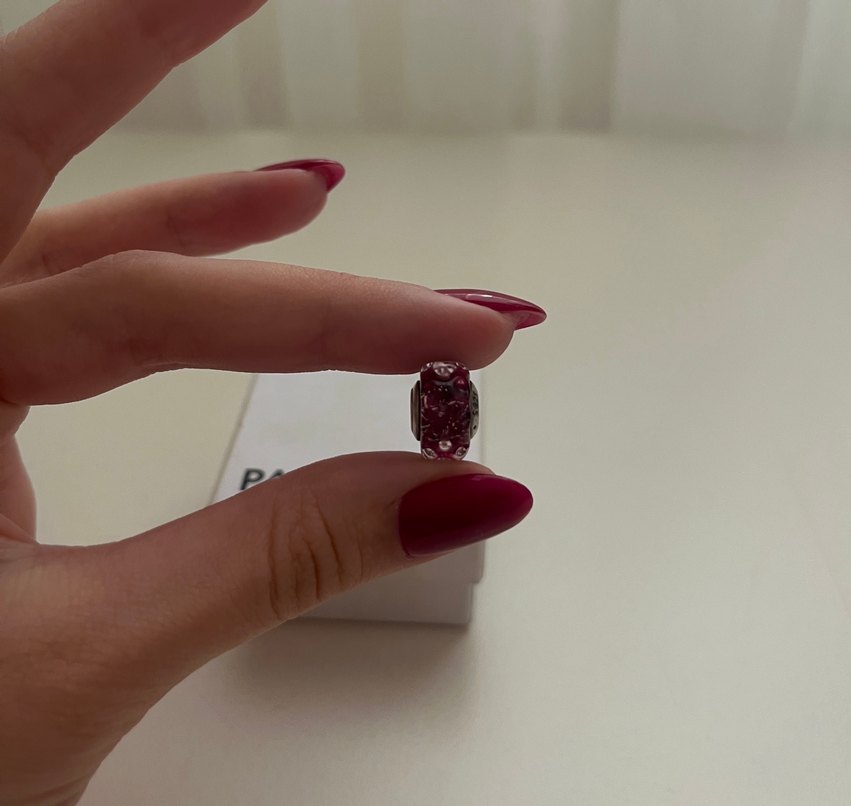 Parlak Pembe Kadın Charm - Görsel 3