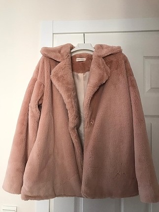 Pudra peluş mont