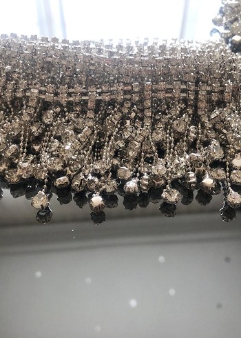 İşlemeli Zincir Detaylı Beyaz Kadın El Zinciri - Görsel 8