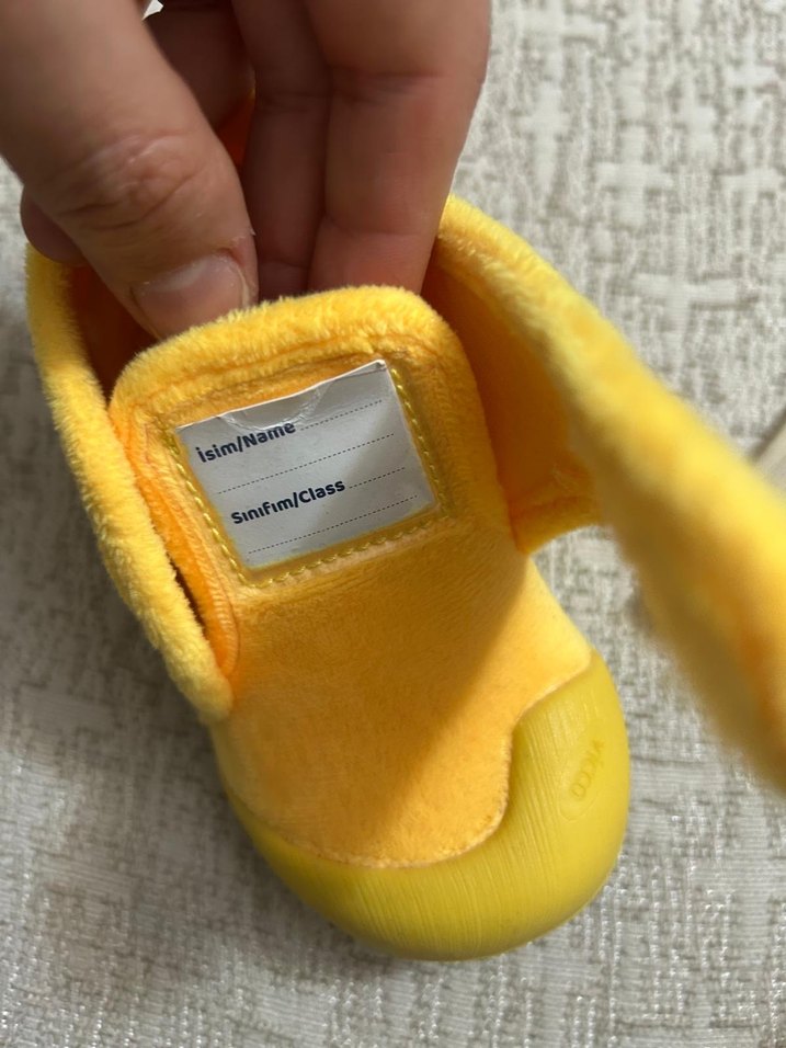 Kız Çocuk Sarı Sıcak Terlik Velcro - Görsel 3