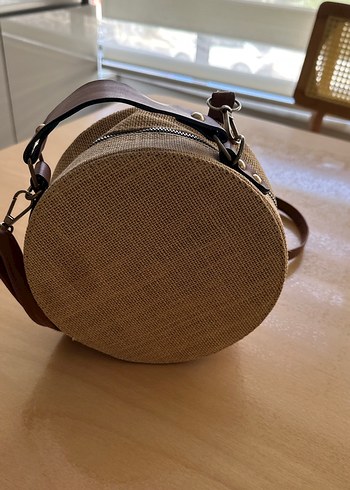  Beden Bej Yuvarlak Minimalist Kadın Çanta