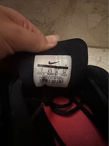 38 Beden siyah Renk Nike spor ayakkabı