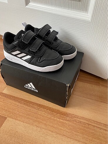Adidas Orijinal kutulu adidas