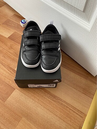 25 Beden Orijinal kutulu adidas