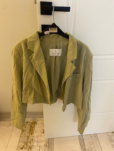 stradivarius kısa blazer ceket