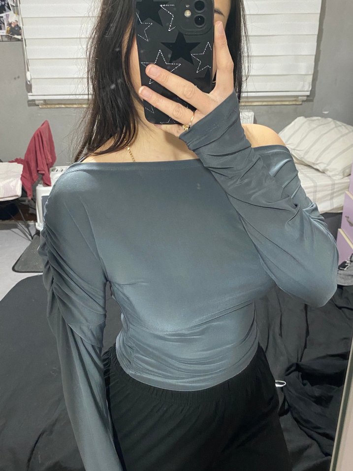 Gri Uzun Kollu kayık yaka Kadın Bluz - Görsel 2