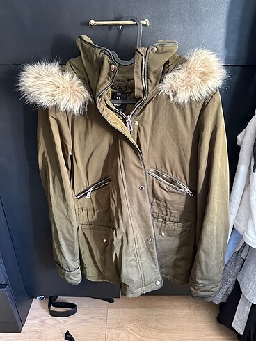 Zara mont