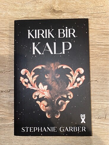 Kırık Bir Kalp Stephanie Garber