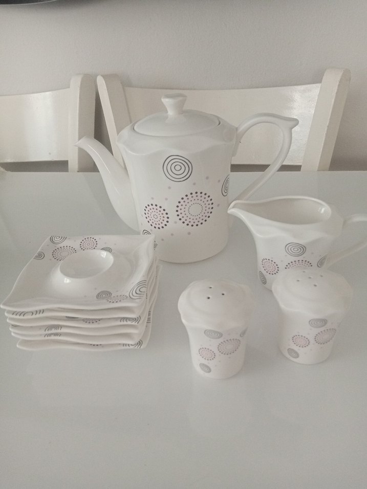 Beyaz Gri Puantiyeli Çağdaş Porselen Çay Seti - Görsel 4