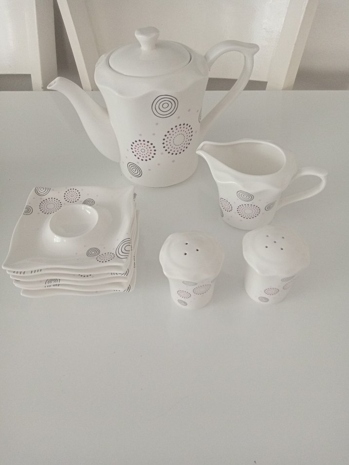 Beyaz Gri Puantiyeli Çağdaş Porselen Çay Seti - Görsel 2