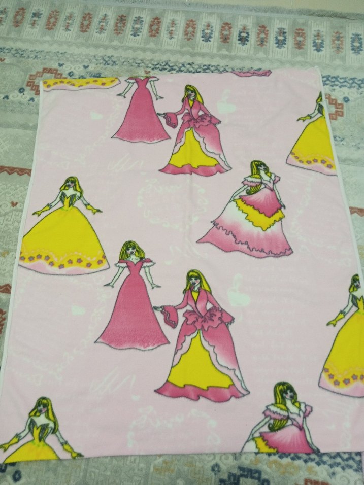 Renkli Baskılı Pembe Çocuk Battaniyesi - Görsel 2