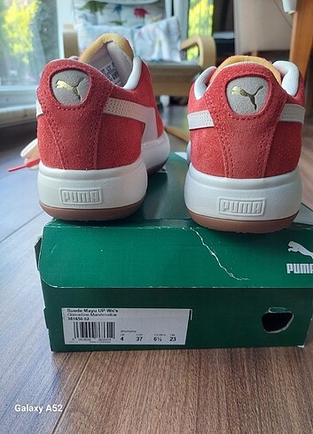 37 Beden kırmızı Renk Puma suede spor ayakkabi 37
