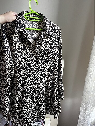 m Beden Zara mini leopar elbise