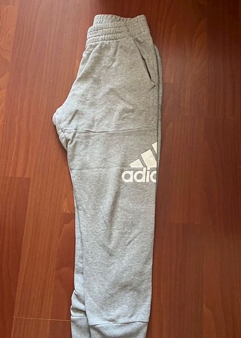 Adidas m