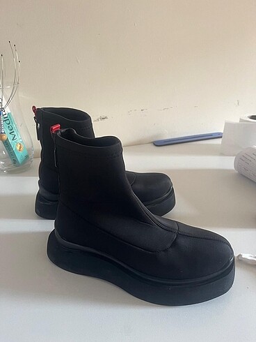 Nine West Nine west bot