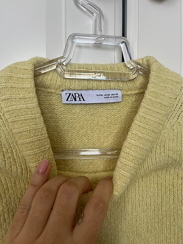 Zara Zara sari renk kazak