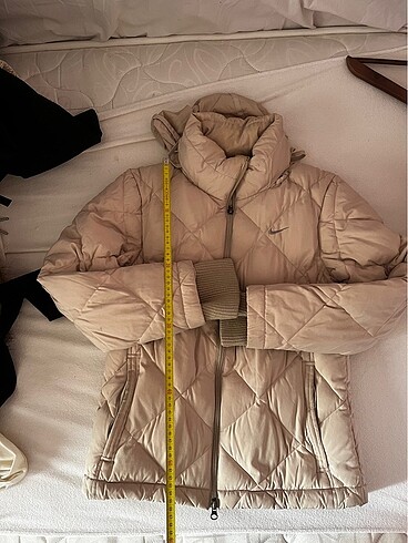 NIKE MONT