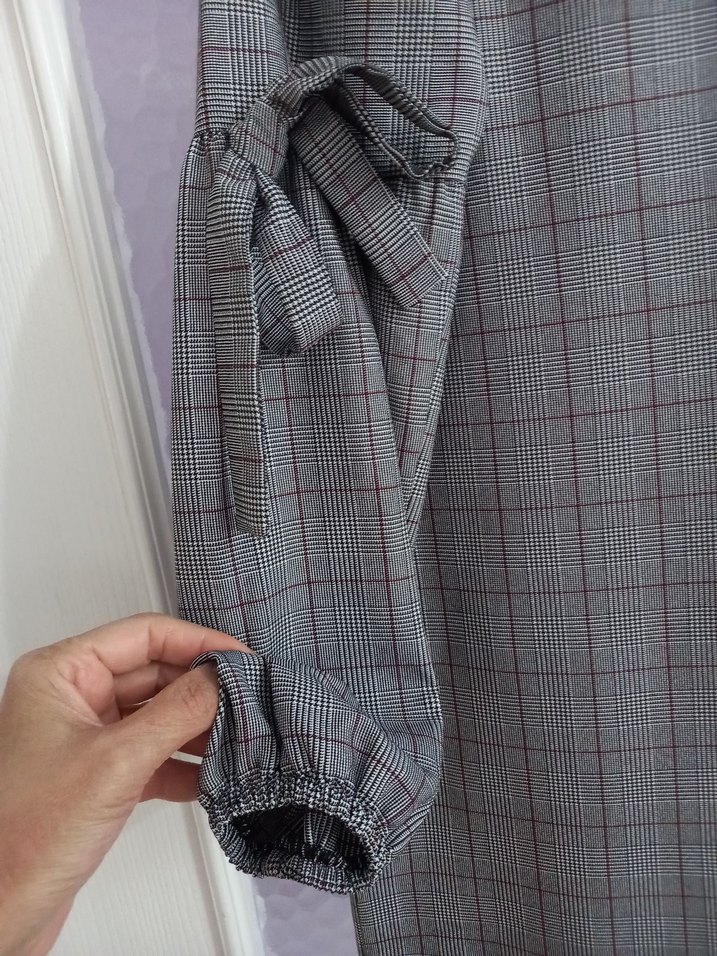 Kolları Fiyonk Detaylı Ofis Elbisesi - Görsel 2