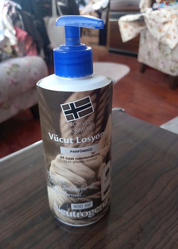 Norvec Formüllü Nemlendirici Vücut Kremi 400ml - Görsel 2