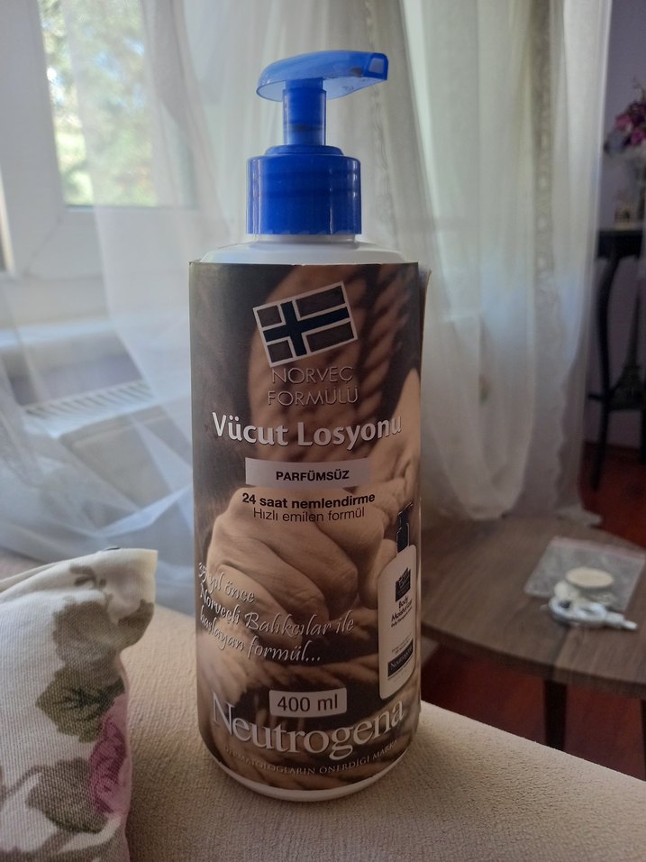 Norvec Formüllü Nemlendirici Vücut Kremi 400ml - Görsel 5