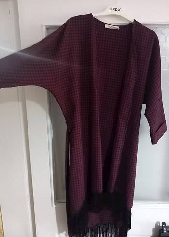 Mevsimlik Püskülü Kaz Ayağı Desen Kimono - Görsel 4