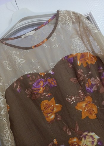 Dantel Detaylı Bej Çiçekli Bohem Elbise - Görsel 8