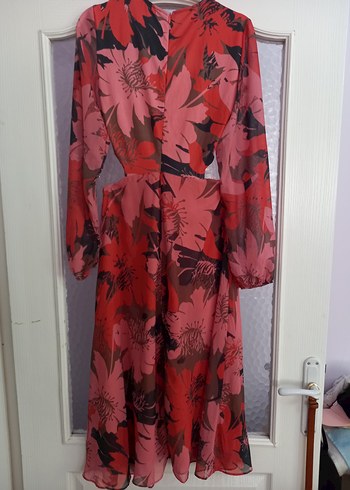 Trendyol Bel ve Göğüs Dekolteli Abiye Elbise - Görsel 9