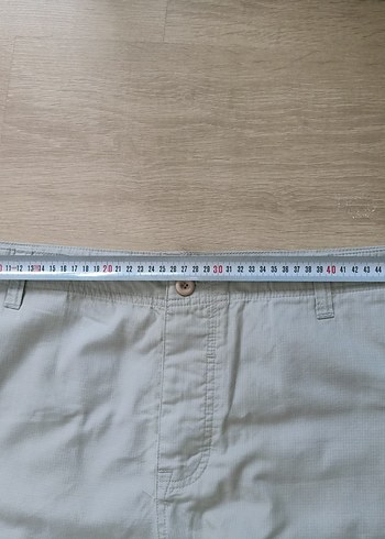 46 Beden Bej Pamuklu Rahat Kesim Erkek Bermuda