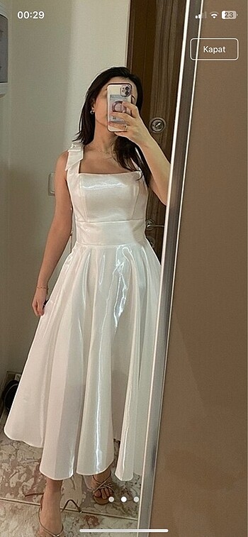 Beyaz nikah elbisesi