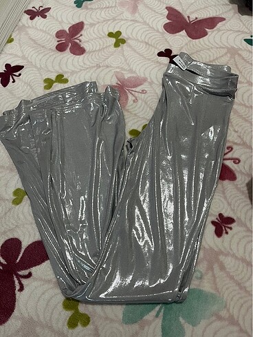 Bershka parlak pantolon tayt