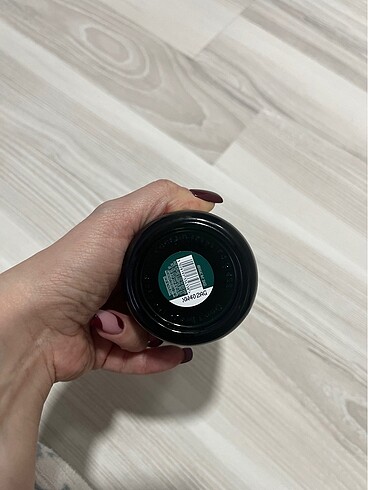 Beden Renk The body shop tea tree gece maskesi