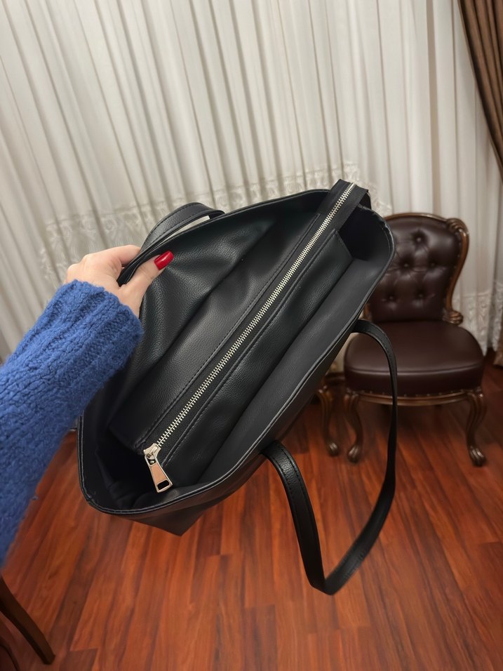 Siyah Yumuşak Deri Kadın Günlük Çanta - Görsel 3