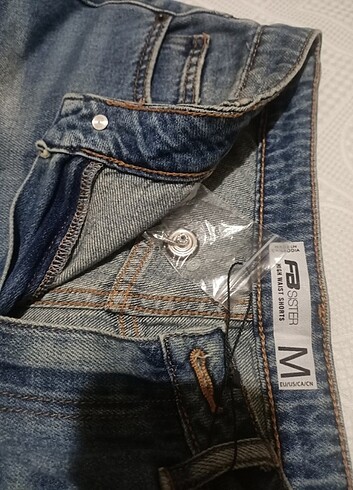 Diğer Mini Kot Jean şort etiketli ürün