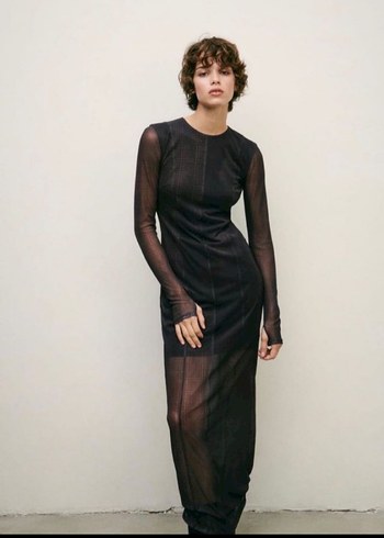 Uzun Siyah Gotik Yırtmaçlı Elbise - Görsel 2